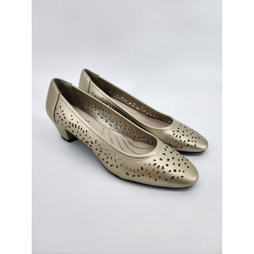 Easy Street Womens Champagne Gold Laser Cut Low Block Heel Pumps Size 6.5M